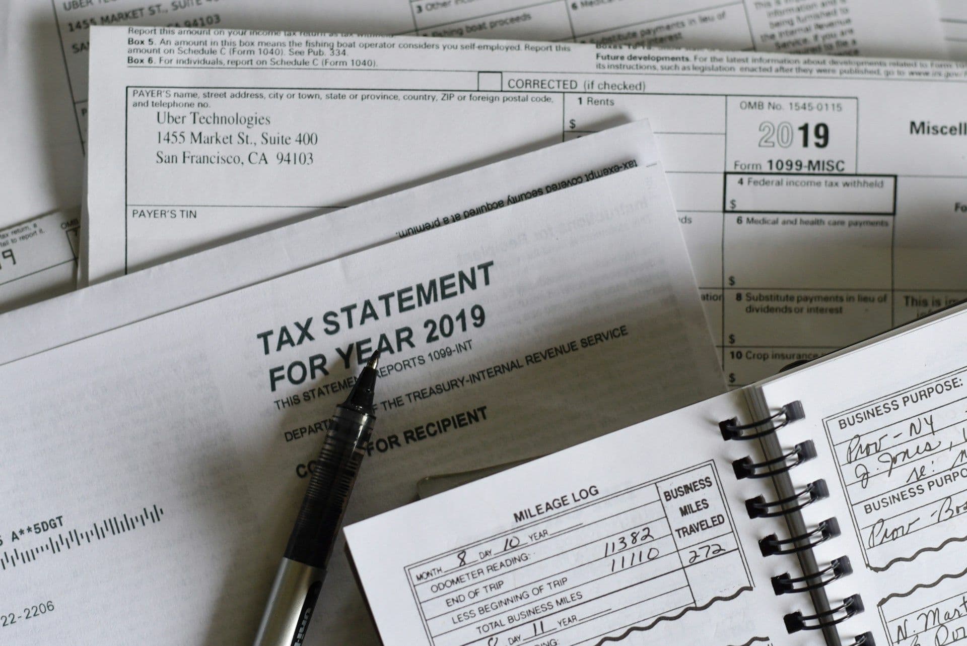 Featured image for 1099 Filing Deadlines and Penalties for 2026 (NEC Feb 2, MISC Mar 2/Mar 31, 1042-S Mar 15)