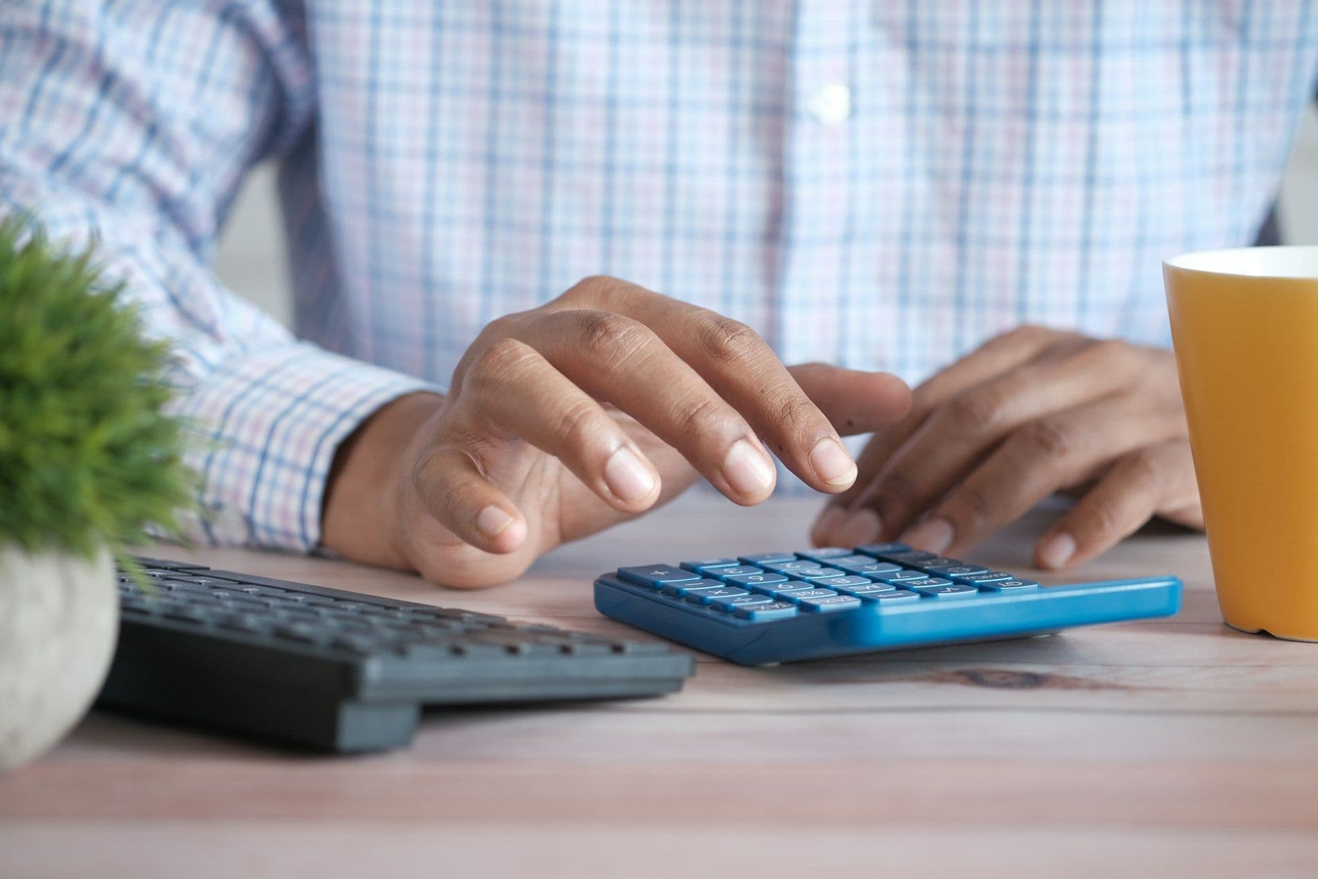 Accounts Receivable Aging: What It Is & How Bookkeepers Use It