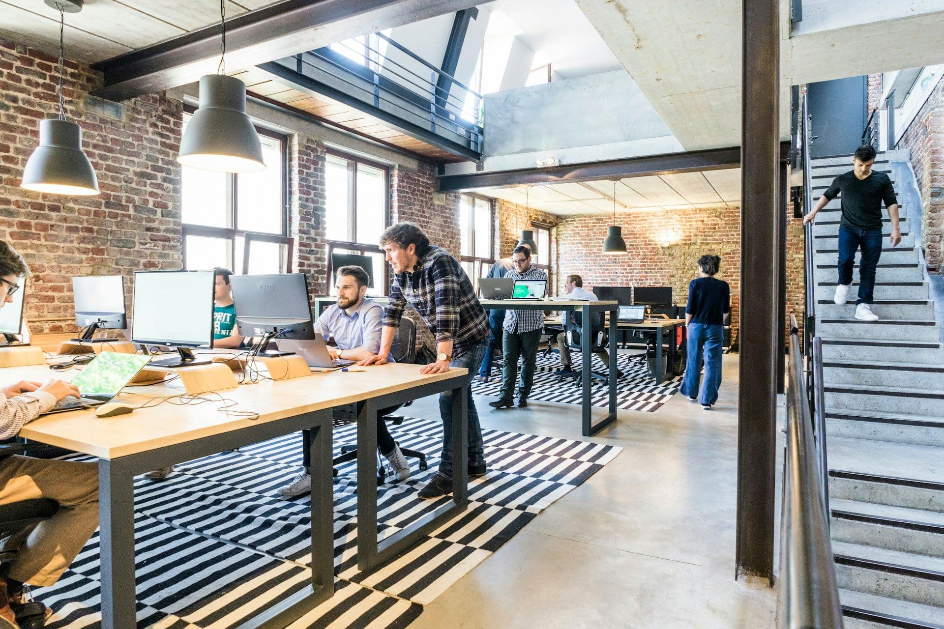 From QuickBooks to AI Bookkeeping: Why Startups Are Switching the Workflow, Not the Tool, in 2026