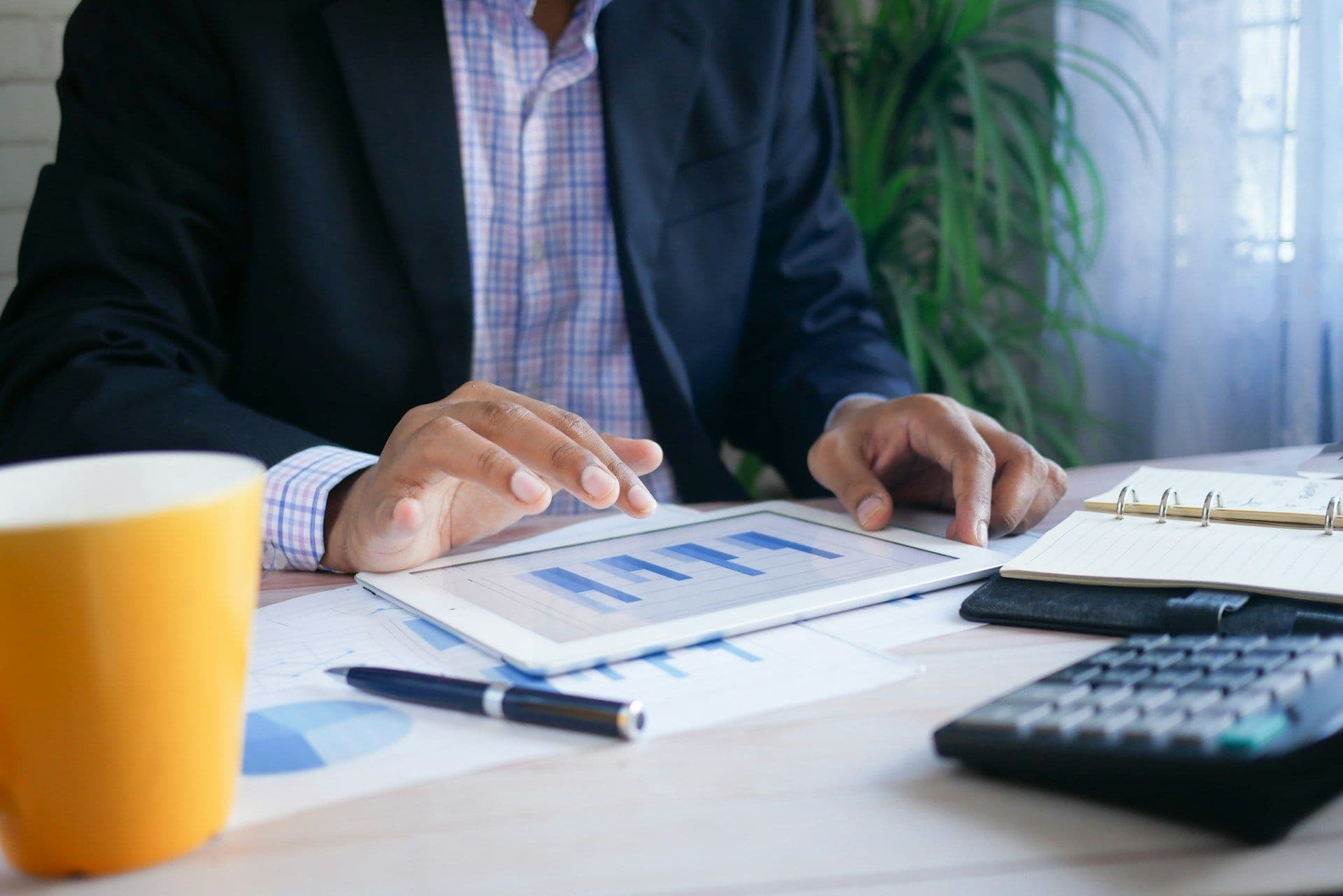 Owner's Equity: What It Is & How Bookkeepers Track It