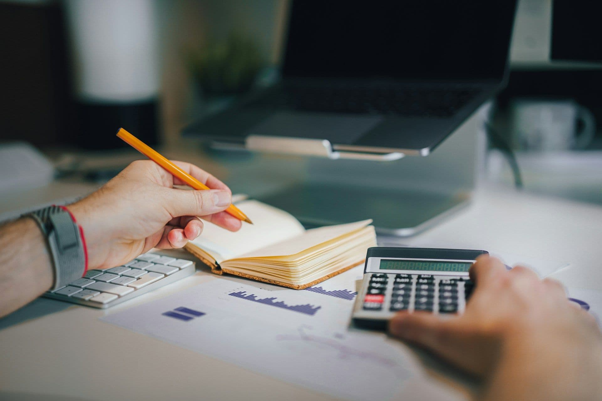 Featured image for Retained Earnings: What It Is & How Bookkeepers Track It