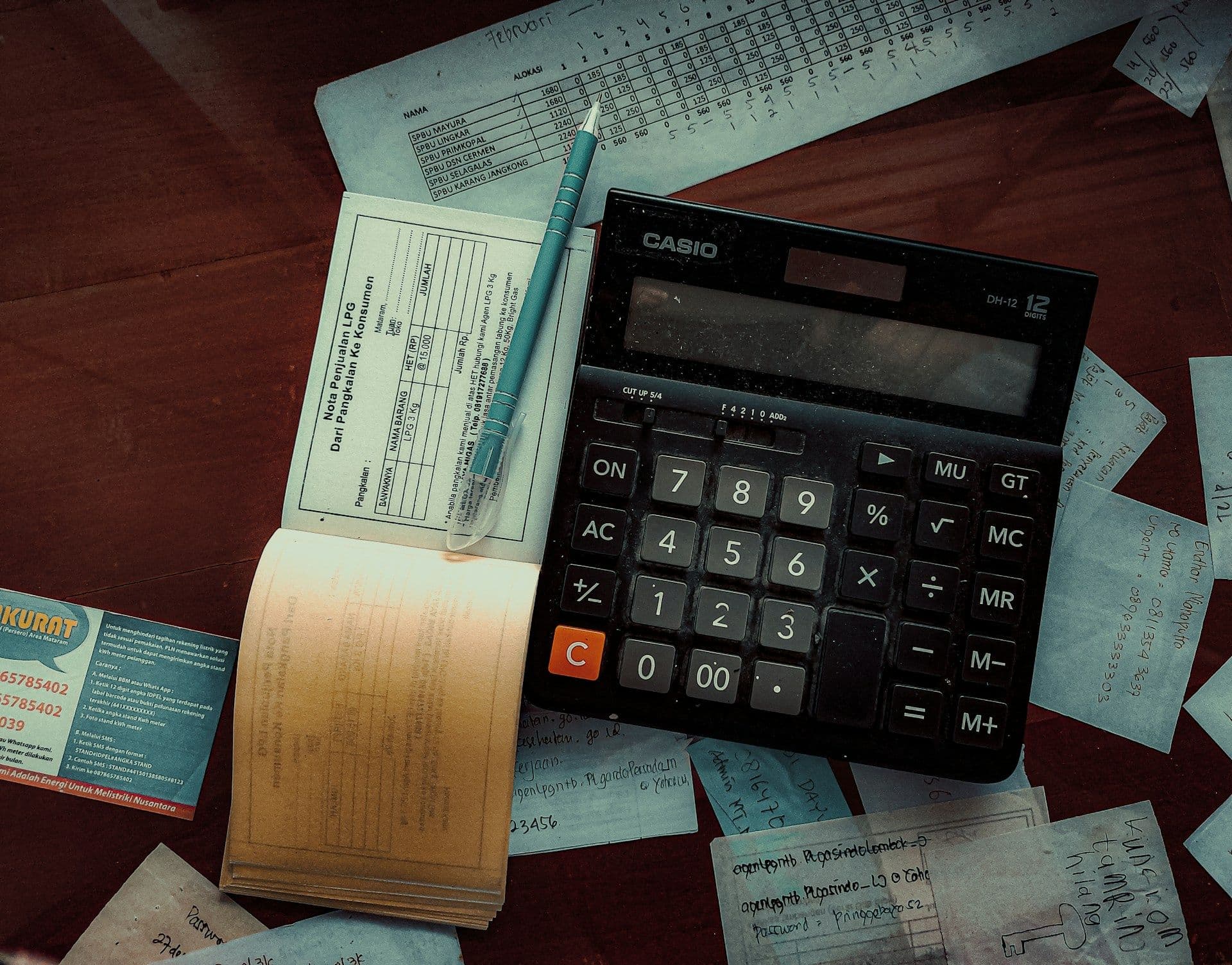 Journal Entry: What It Is & How Bookkeepers Use It